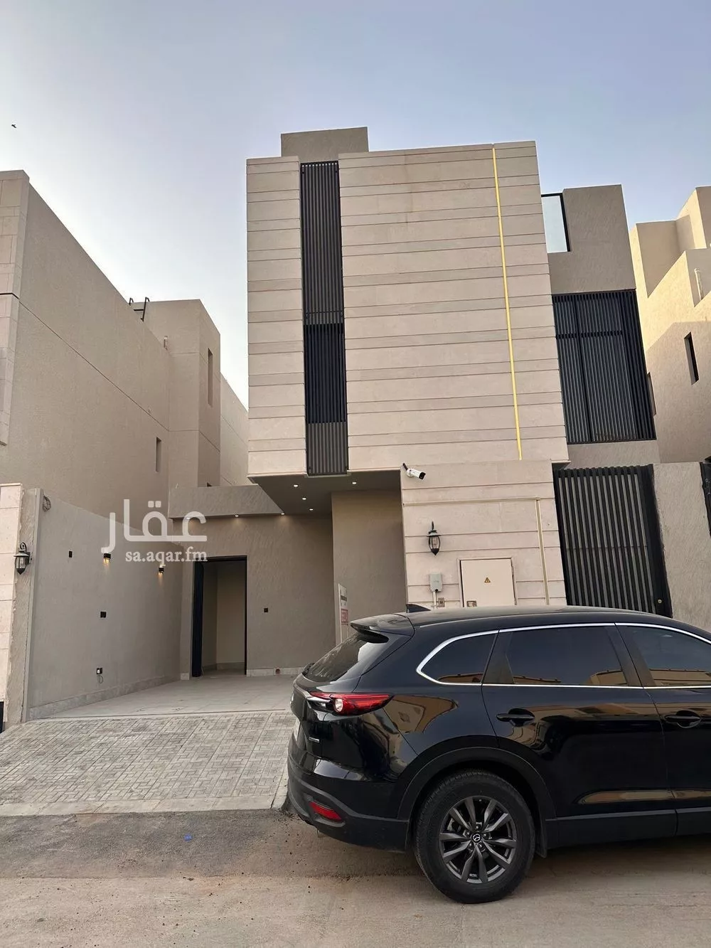 فيلا للبيع في شارع نهر أم حبيب, حي القادسية, مدينة الرياض, منطقة الرياض 1 صورة