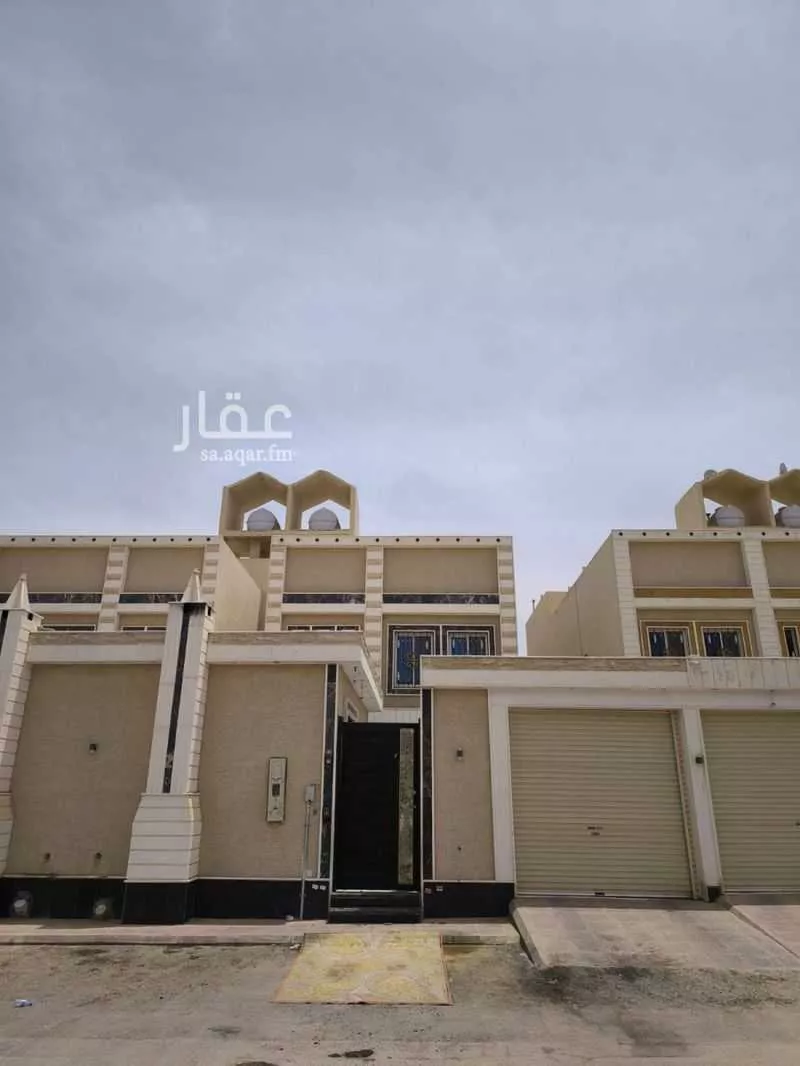 فيلا للبيع في شارع بعلبك ، حي عكاظ ، الرياض ، منطقة الرياض 1 صورة