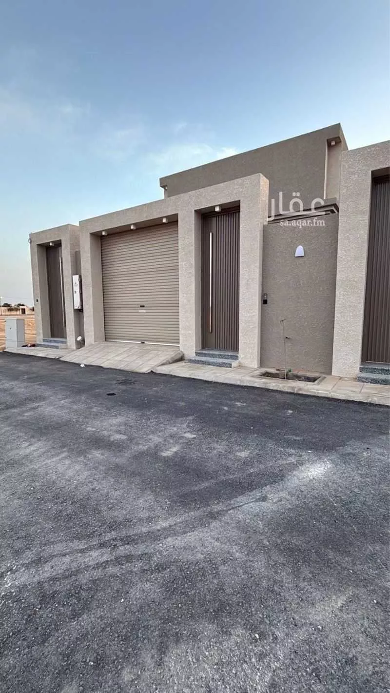 فيلا للبيع في حي القرينة الجديدة, مدينة حريملاء, منطقة الرياض 1 صورة