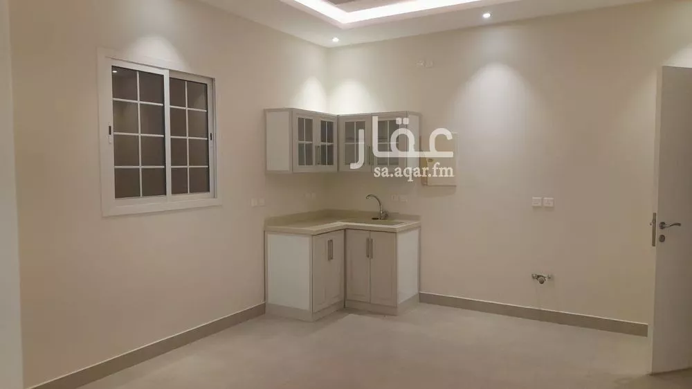 شقة للإيجار في شارع الفرزدق, حي الضباط, مدينة الرياض, منطقة الرياض 1 صورة