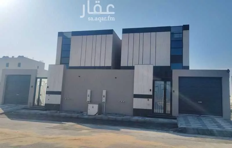 فيلا للبيع في شارع المنذر بن ابي اسيد, حي الرحاب, مدينة القطيف, المنطقة الشرقية 1 صورة