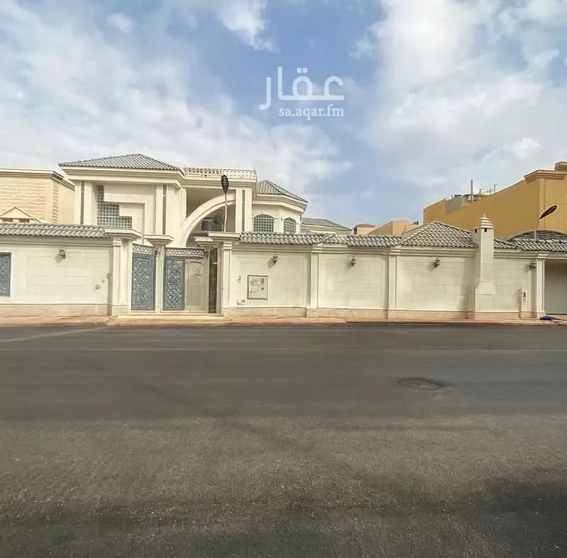 فيلا للبيع في شارع البداري, حي إشبيلية, مدينة الرياض, منطقة الرياض 1 صورة