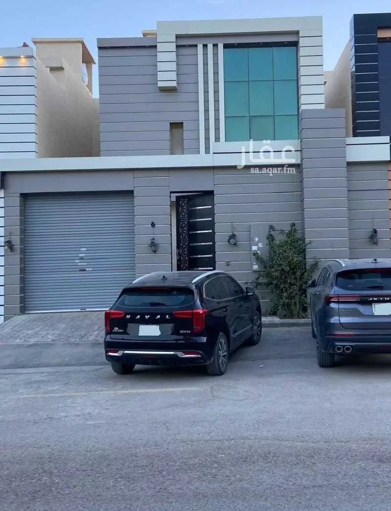 فيلا للبيع في شارع عبدالخالق الصابوني, حي عكاظ, مدينة الرياض, منطقة الرياض 1 صورة