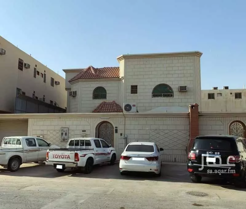فيلا للبيع في شارع بشر الكندي, حي إشبيلية, مدينة الرياض, منطقة الرياض 1 صورة