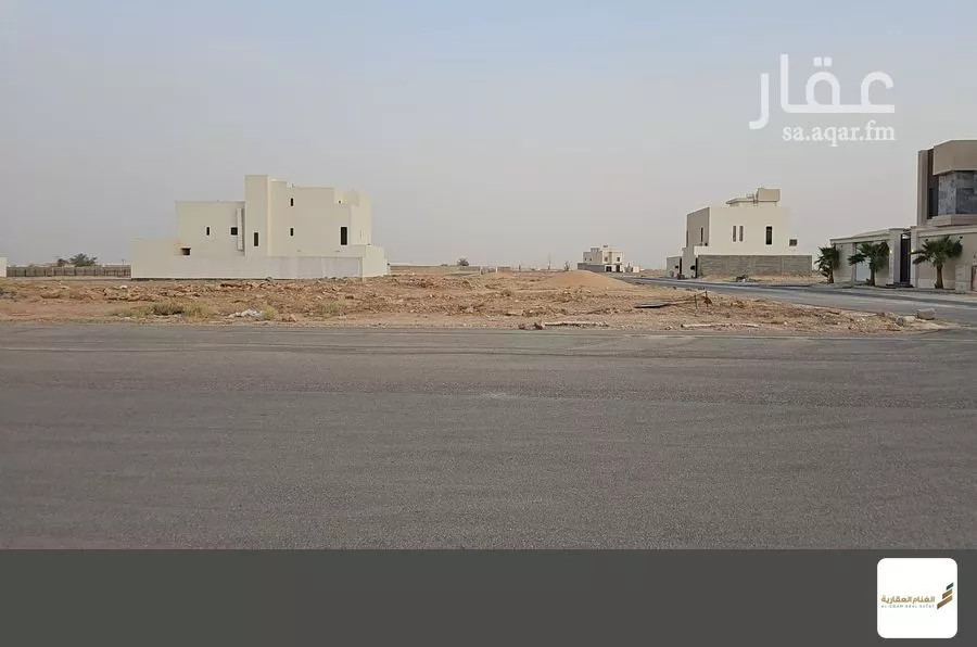 أرض للبيع في حي ضارج, مدينة بريده, منطقة القصيم 1 صورة