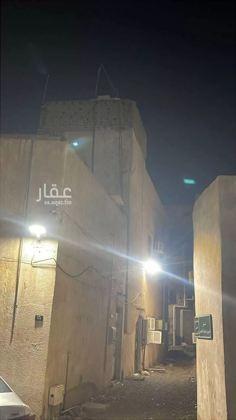 عمارة للبيع في شارع الحكم ابن فروخ الغزال ، حي الاصيفرين ، المدينة المنورة ، منطقة المدينة المنورة 1 صورة