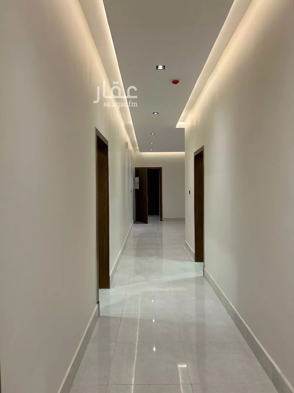 شقة للإيجار في شارع 12ب, حي الحمراء, مدينة الخبر, المنطقة الشرقية 1 صورة