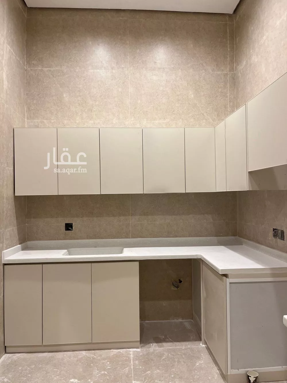 شقة للإيجار في شارع مدائن صالح, حي الحمراء, مدينة الخبر, المنطقة الشرقية 1 صورة