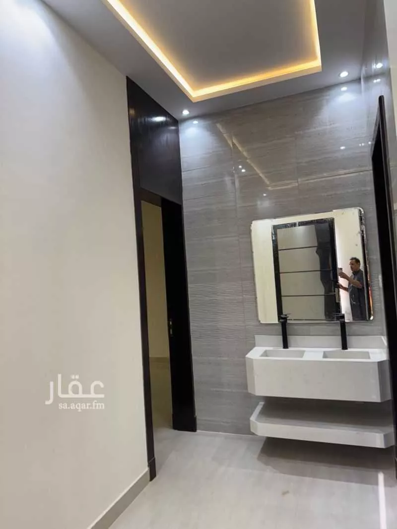 عمارة للبيع في حي الجنادرية ، الرياض ، منطقة الرياض 1 صورة