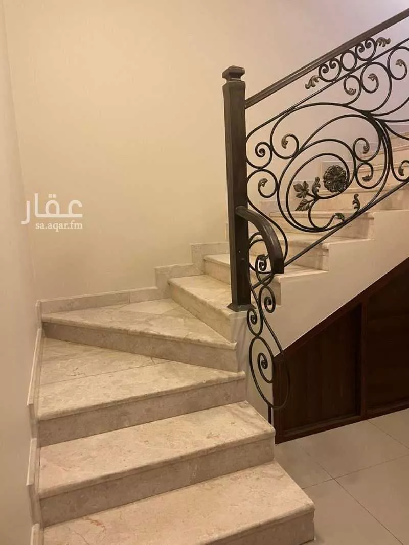 فيلا للإيجار في شارع عيون الجواء, مدينة الظهران, المنطقة الشرقية 1 صورة
