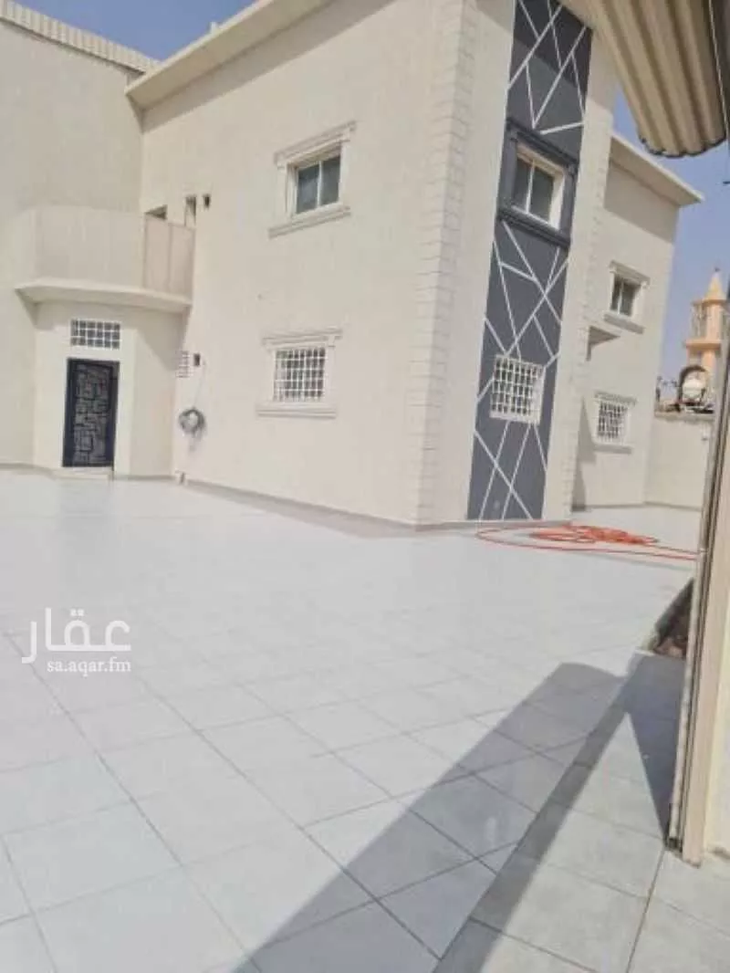 فيلا للبيع في شارع السالمية, حي خب الجطيلي, مدينة بريده, منطقة القصيم 1 صورة