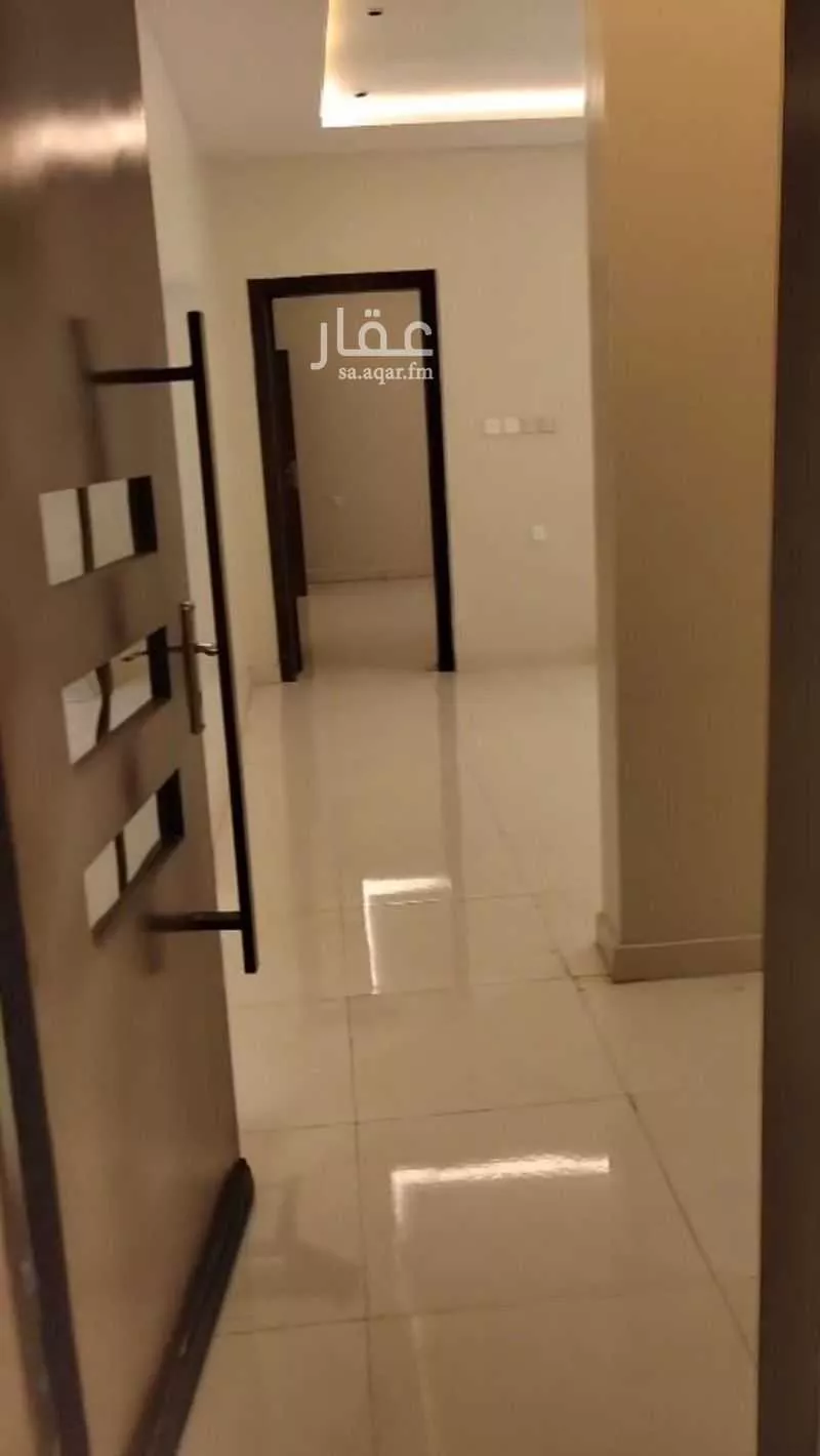 شقة للإيجار في شارع الملك خالد ابن عبدالعزيز سعود, حي عقرباء, مدينة امارة منطقة الرياض - الجبيله, منطقة الرياض 1 صورة