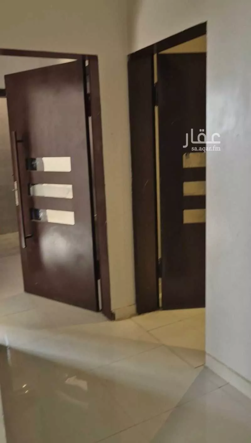 شقة للإيجار في شارع الملك خالد ابن عبدالعزيز سعود, حي عقرباء, مدينة امارة منطقة الرياض - الجبيله, منطقة الرياض 1 صورة