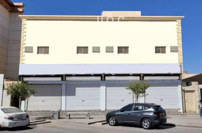 عمارة للإيجار في شارع طريق الامير مساعد بن عبدالرحمن بن فيصل, حي العريجاء الغربي, مدينة الرياض, منطقة الرياض 1 صورة