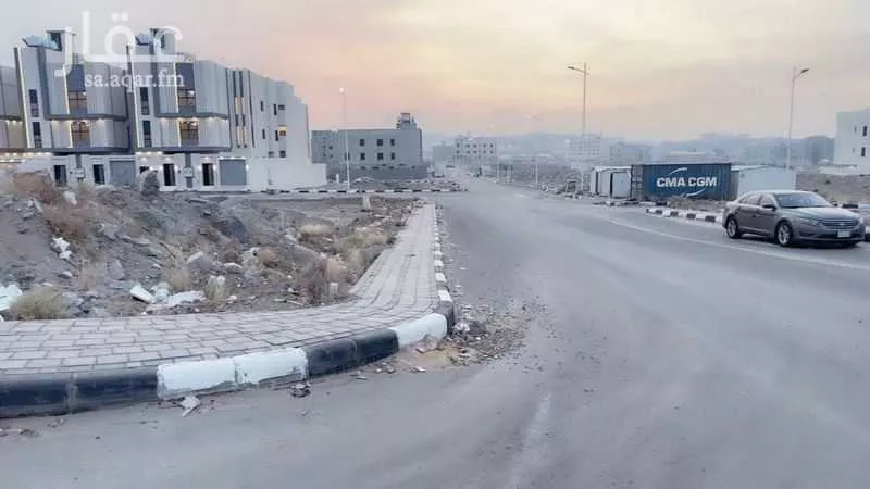 أرض للبيع في شارع سبرة بن فاتك, حي الظرفة, مدينة خميس مشيط, منطقة عسير 1 صورة