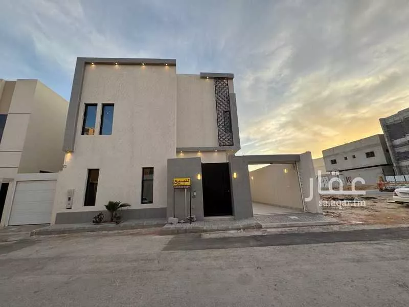 فيلا للبيع في شارع محمد بن أحمد الفاسي, حي المهدية, مدينة الرياض, منطقة الرياض 1 صورة
