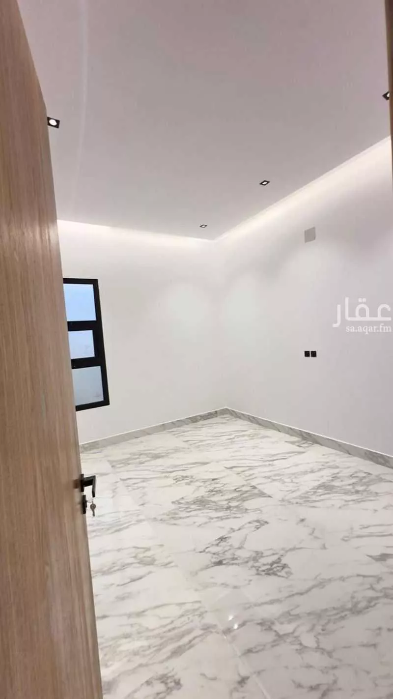دور للبيع في شارع عبدالله السديس ، حي بدر ، الرياض ، منطقة الرياض 1 صورة