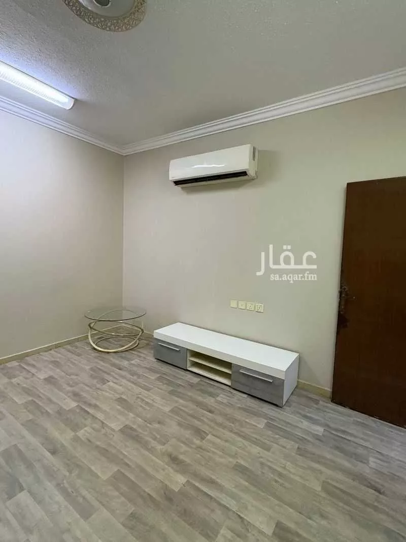 شقة للإيجار في شارع صالح الحريري الأفندي ، ضاحية نمار ، الرياض ، منطقة الرياض 1 صورة