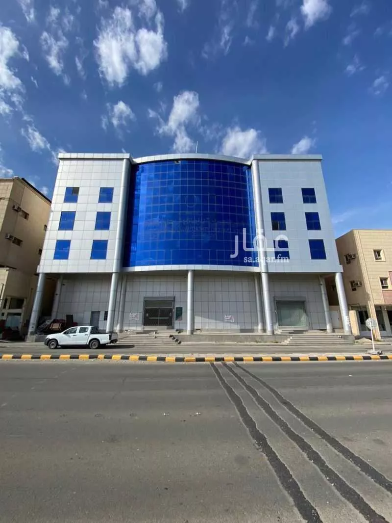 عمارة للإيجار في شارع عمر بن الخطاب, حي الروضة, مدينة بريده, منطقة القصيم 1 صورة