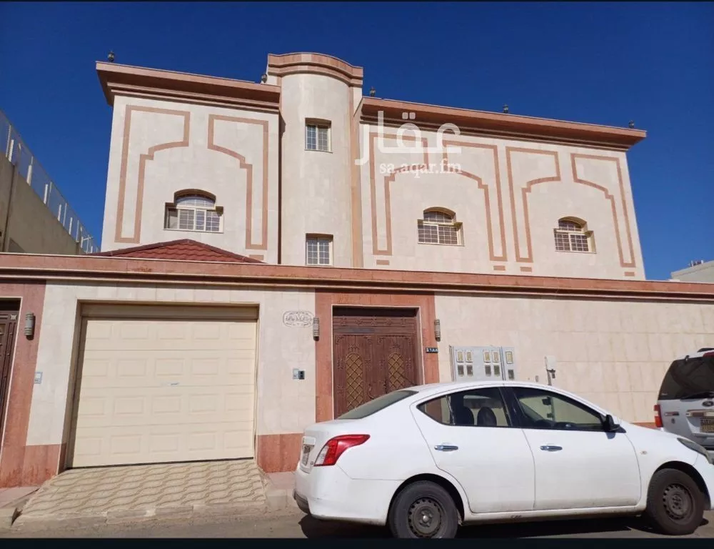 عمارة للبيع في شارع الربيع ابن زيد, حي المبعوث, مدينة المدينة المنورة, منطقة المدينة المنورة 1 صورة