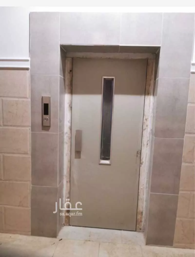 شقة للبيع في شارع طريق بدر, حي العدالة, مدينة المجارده, منطقة عسير 1 صورة