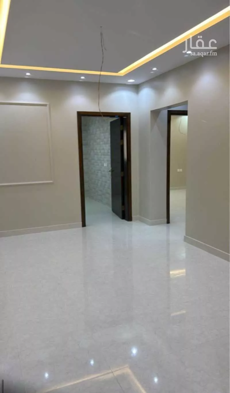 عمارة للبيع في شارع عمارة بن عقبة الغفاري, حي الشروق, مدينة الباحة, منطقة الباحة 1 صورة