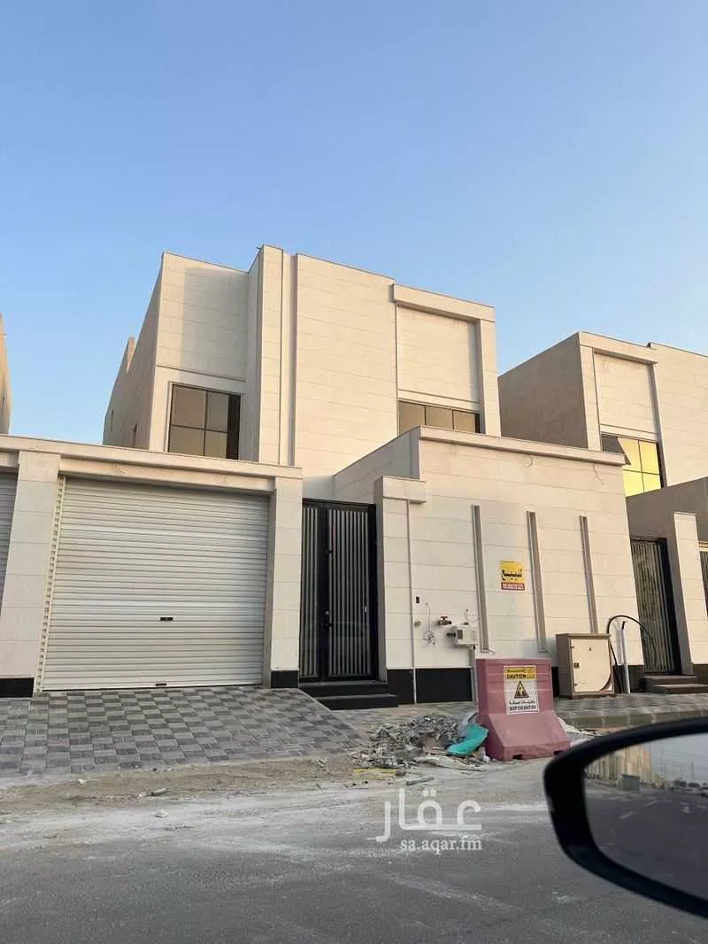 فيلا للبيع في شارع الطيب العقبي, حي العروبة, مدينة الدمام, المنطقة الشرقية 1 صورة