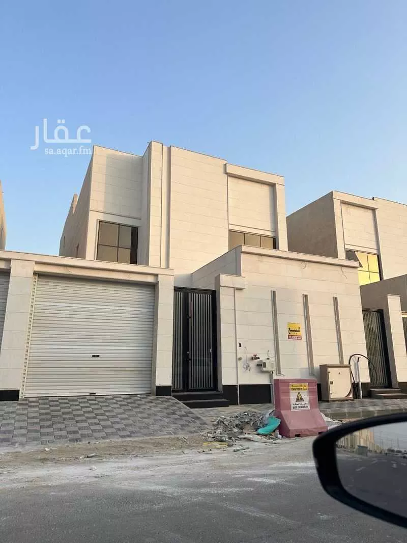 فيلا للبيع في شارع القاسم بن سلام, حي العروبة, مدينة الدمام, المنطقة الشرقية 1 صورة
