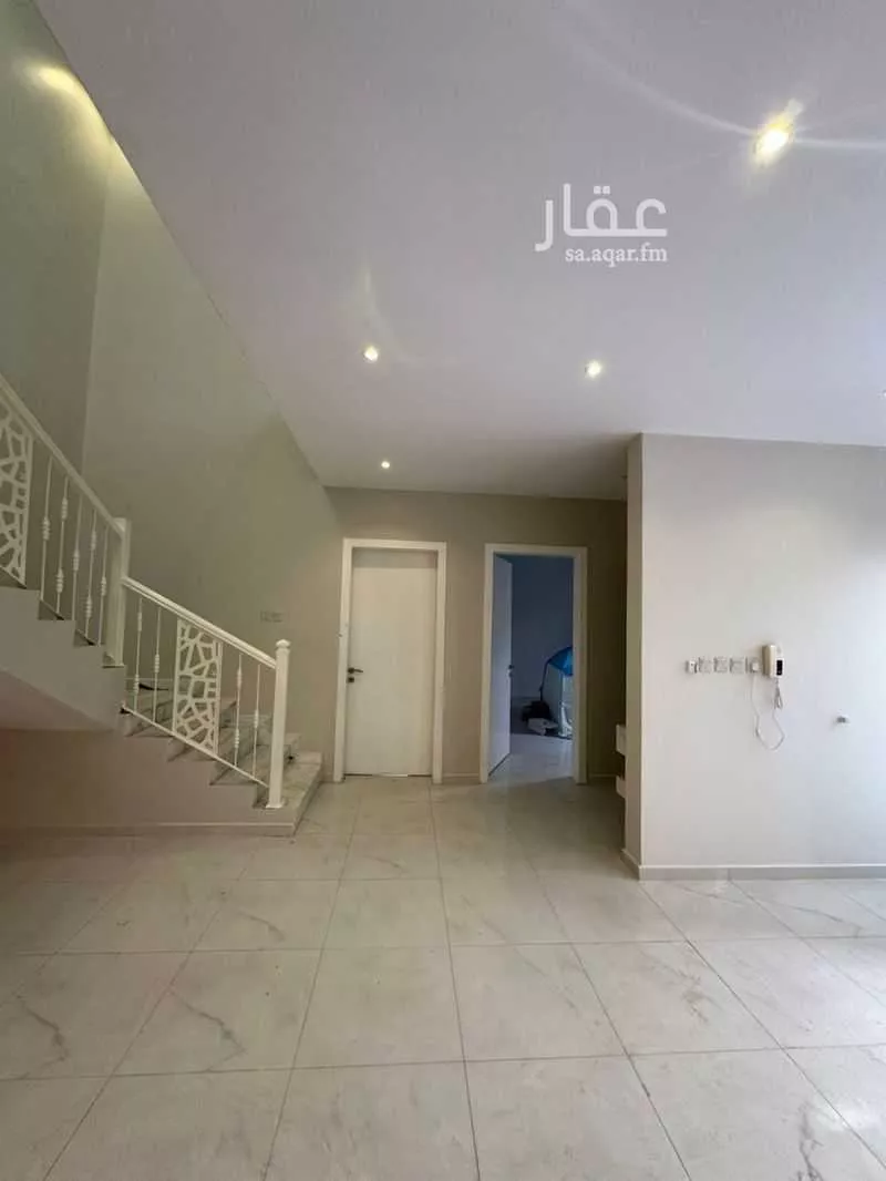 فيلا للإيجار في شارع ابو جعفر النيسابوري ، حي المنار ، الدمام ، الدمام 1 صورة