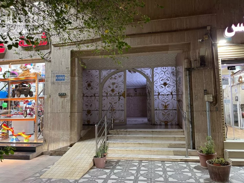 عمارة للبيع في شارع طريق الملك عبدالله الفرعي, حي الراية, مدينة المدينه المنوره, منطقة المدينة المنورة 1 صورة