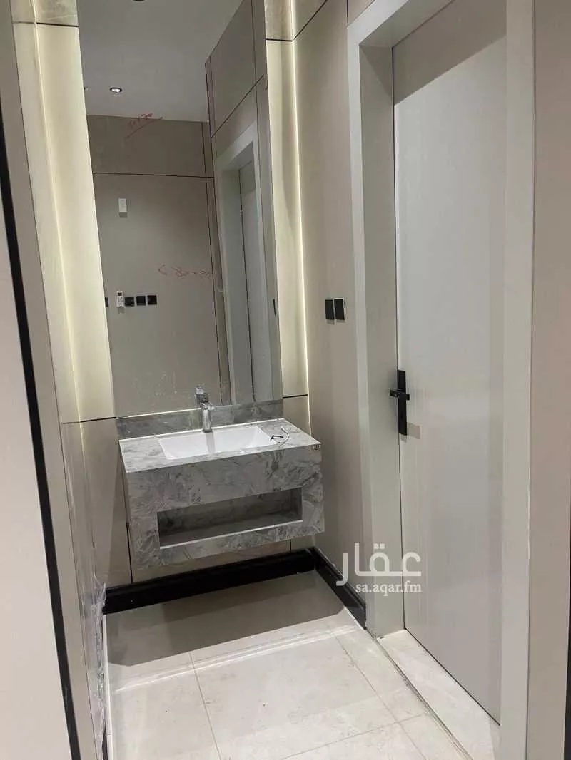 شقة للبيع في شارع الحر بن قيس, حي عكاظ, مدينة الرياض, منطقة الرياض 1 صورة