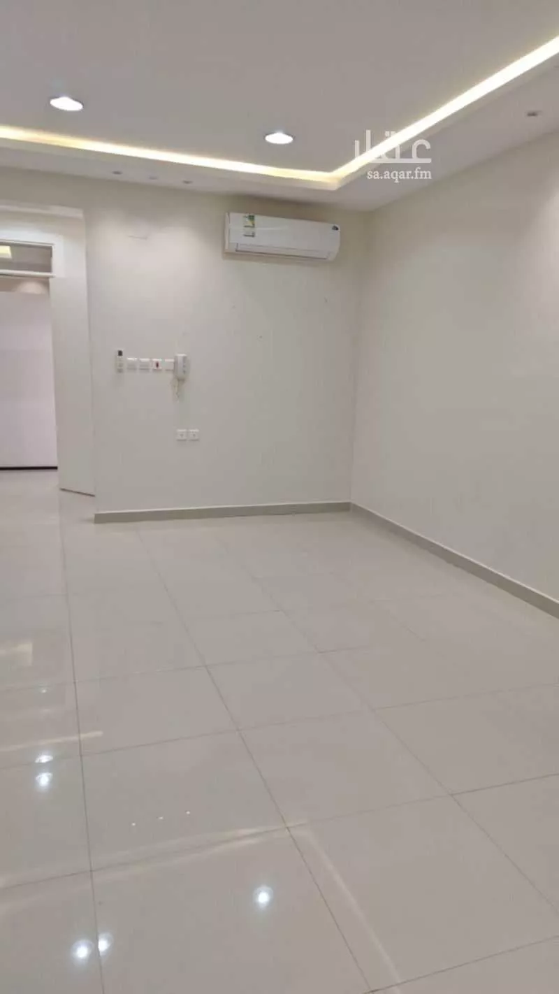 شقة للإيجار في شارع رفاعة بن أوس, حي الوفاء, مدينة عنيزة, منطقة القصيم 1 صورة
