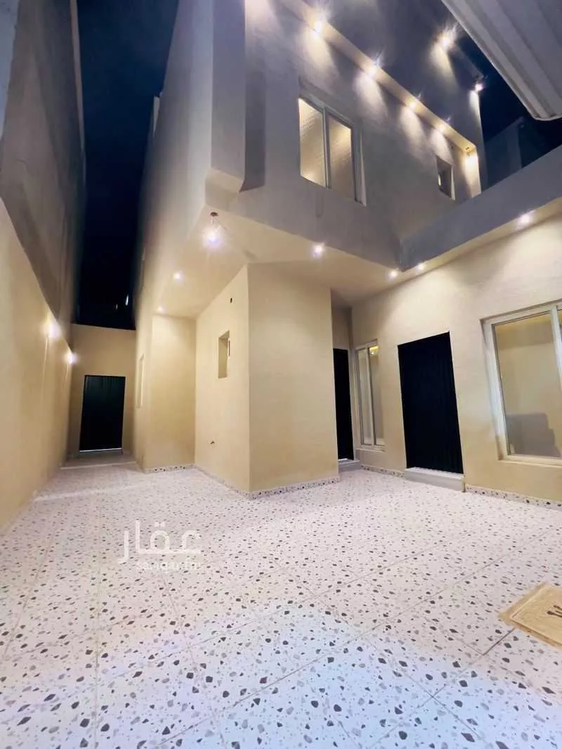 فيلا للبيع في شارع الوجر, حي العريجاء الأوسط, مدينة الرياض, منطقة الرياض 1 صورة