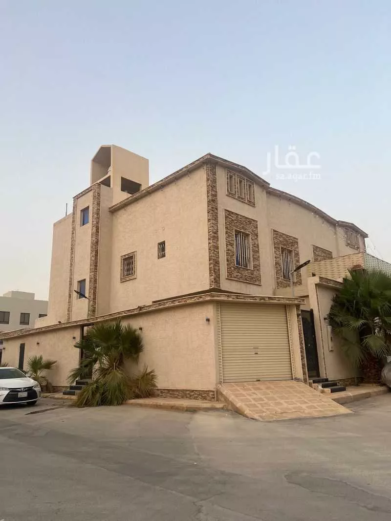 فيلا للبيع في شارع محمد الأزرقي, حي المهدية, مدينة الرياض, منطقة الرياض 1 صورة