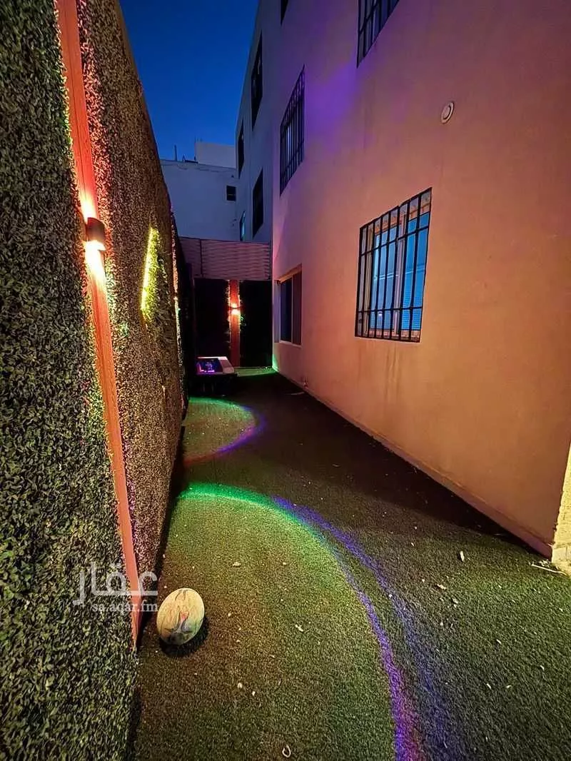 فيلا للإيجار في شارع عمر بن علي الجعدي, حي طويق, مدينة الرياض, منطقة الرياض 1 صورة