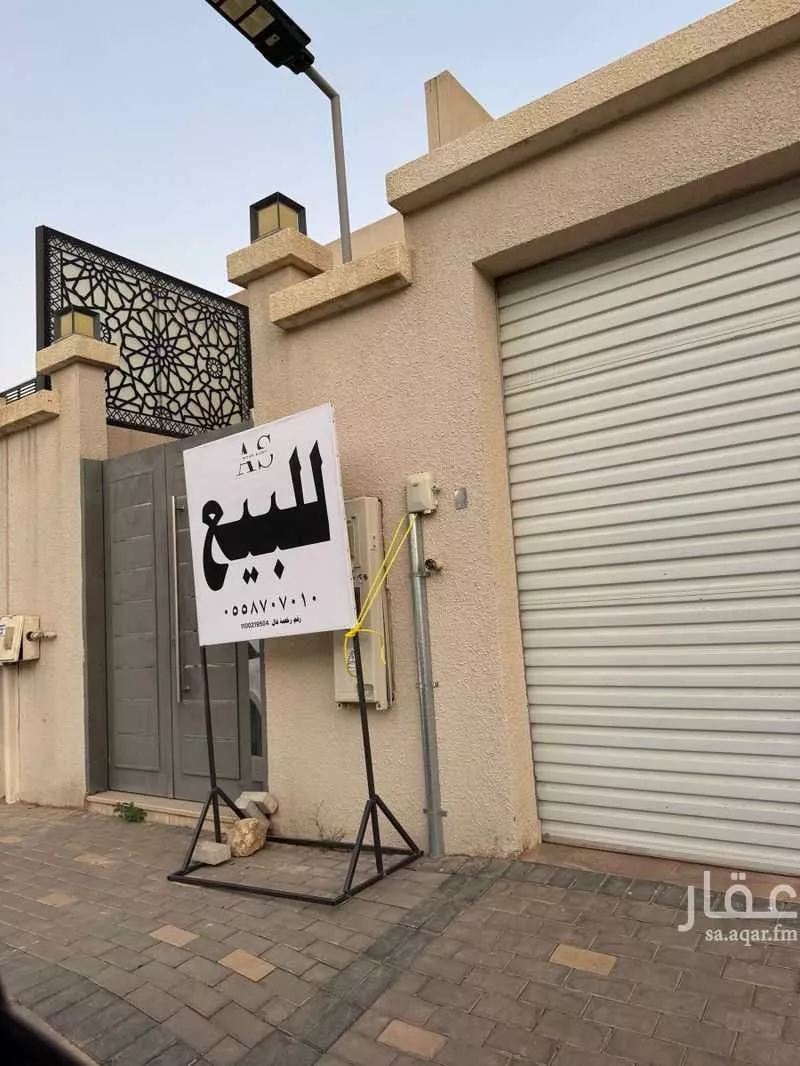 فيلا للبيع في شارع محمد الدمياطي, حي الرمال, مدينة الرياض, منطقة الرياض 1 صورة