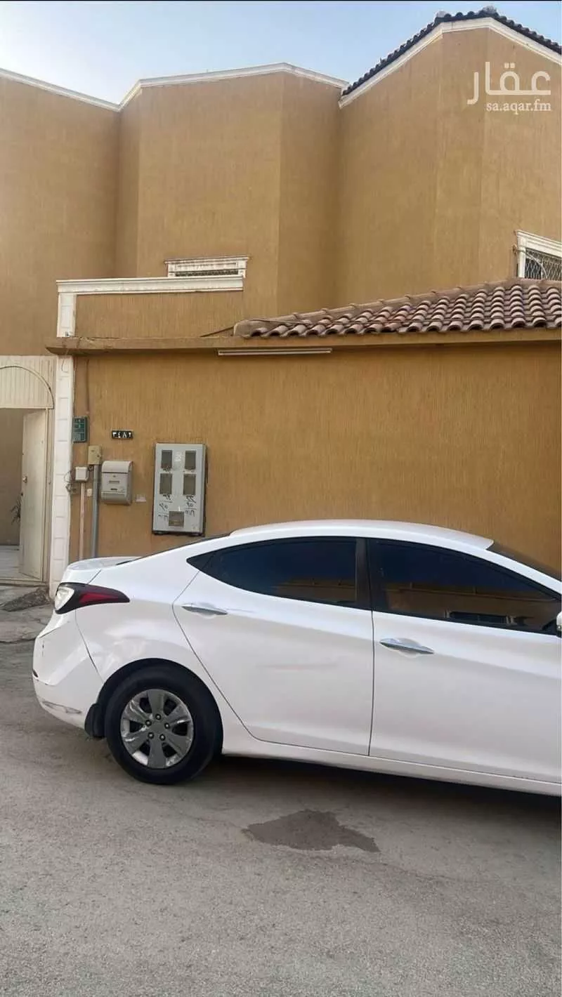 فيلا للبيع في شارع شهيد الدين ثم الوطن حمود علي السويلم, حي الشهداء, مدينة الرياض, منطقة الرياض 1 صورة