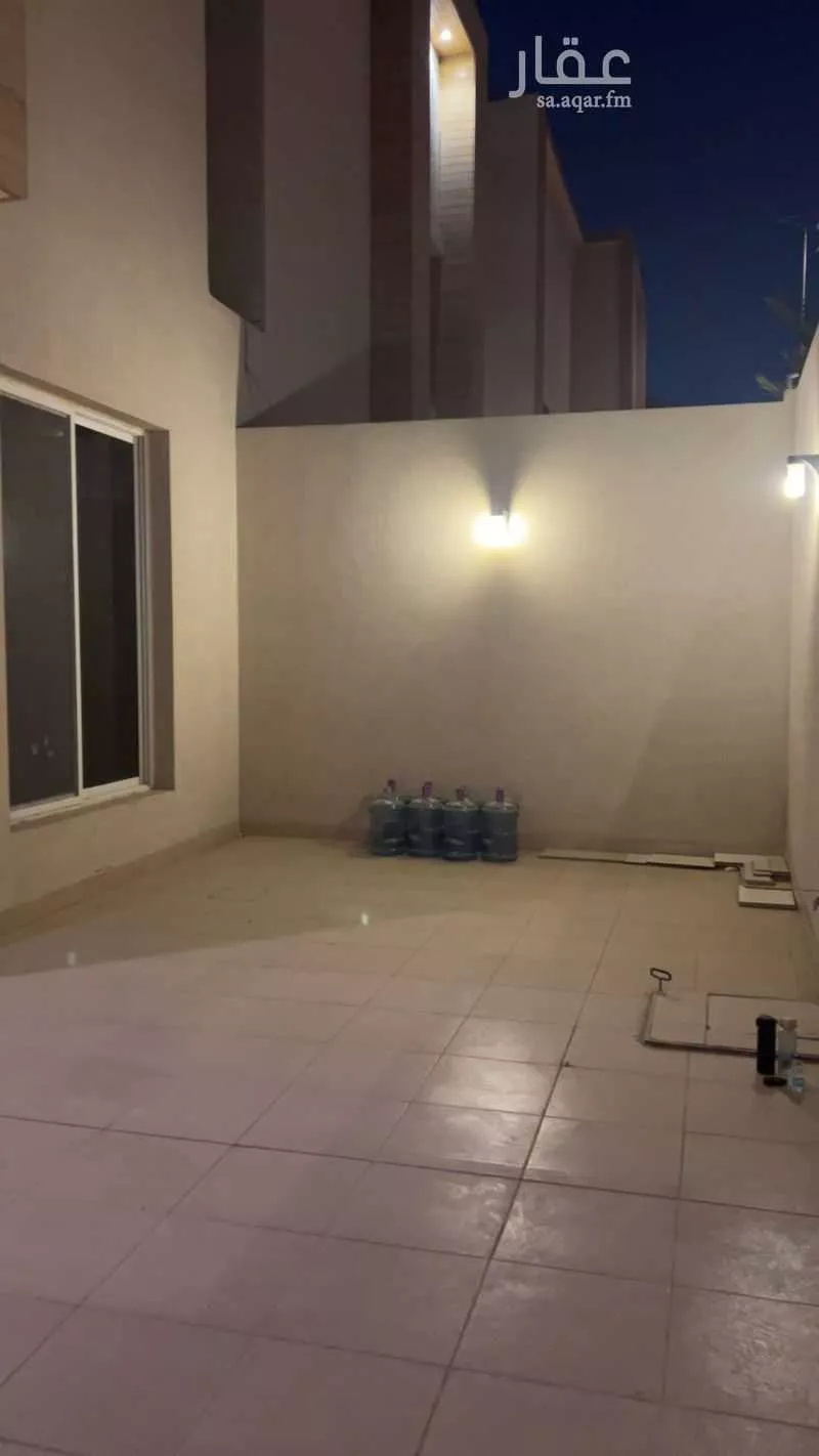 فيلا للإيجار في شارع حرب بن إسماعيل, حي العارض, مدينة الرياض, منطقة الرياض 1 صورة