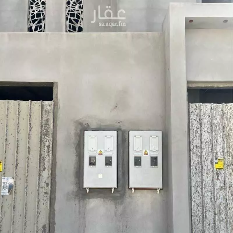 فيلا للبيع في شارع أم عبدالرحمن الصالحي, حي المهدية, مدينة الرياض, منطقة الرياض 1 صورة