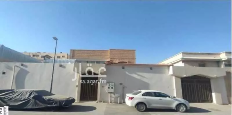 فيلا للبيع في شارع ابراهيم بن نغميش, حي شبرا, مدينة الرياض, منطقة الرياض 1 صورة