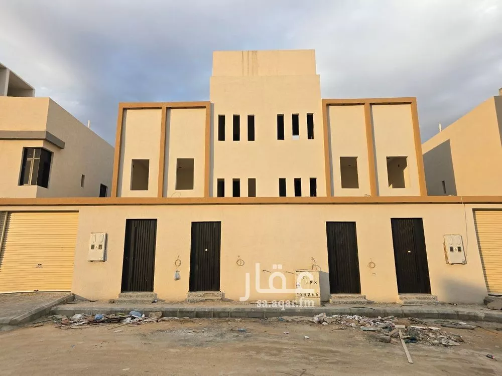 دور للبيع في شارع حرب السلمي, حي بدر, مدينة الرياض, منطقة الرياض 1 صورة