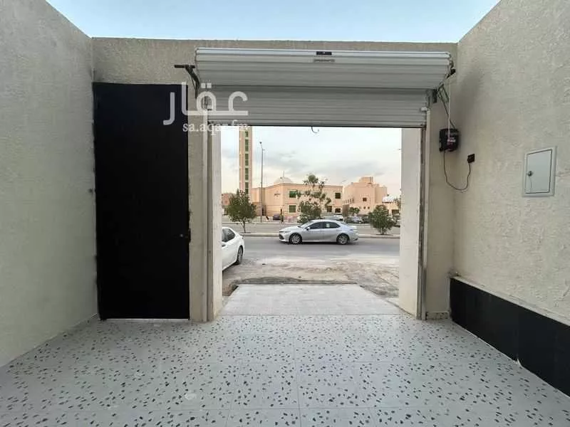 دور للبيع في شارع 14912256, حي طويق, مدينة الرياض, منطقة الرياض 1 صورة