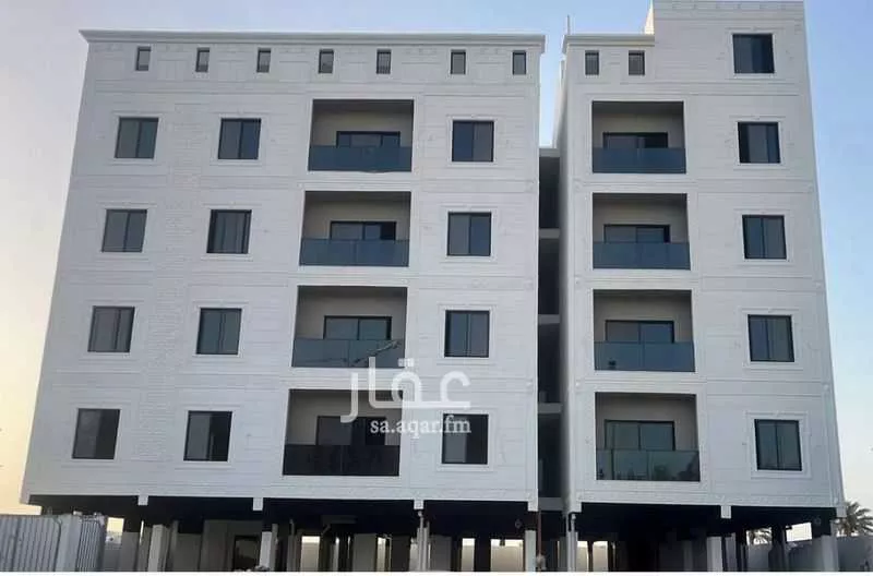 شقة للبيع في شارع الرقعى, حي الحمراء, مدينة الخبر, المنطقة الشرقية 1 صورة