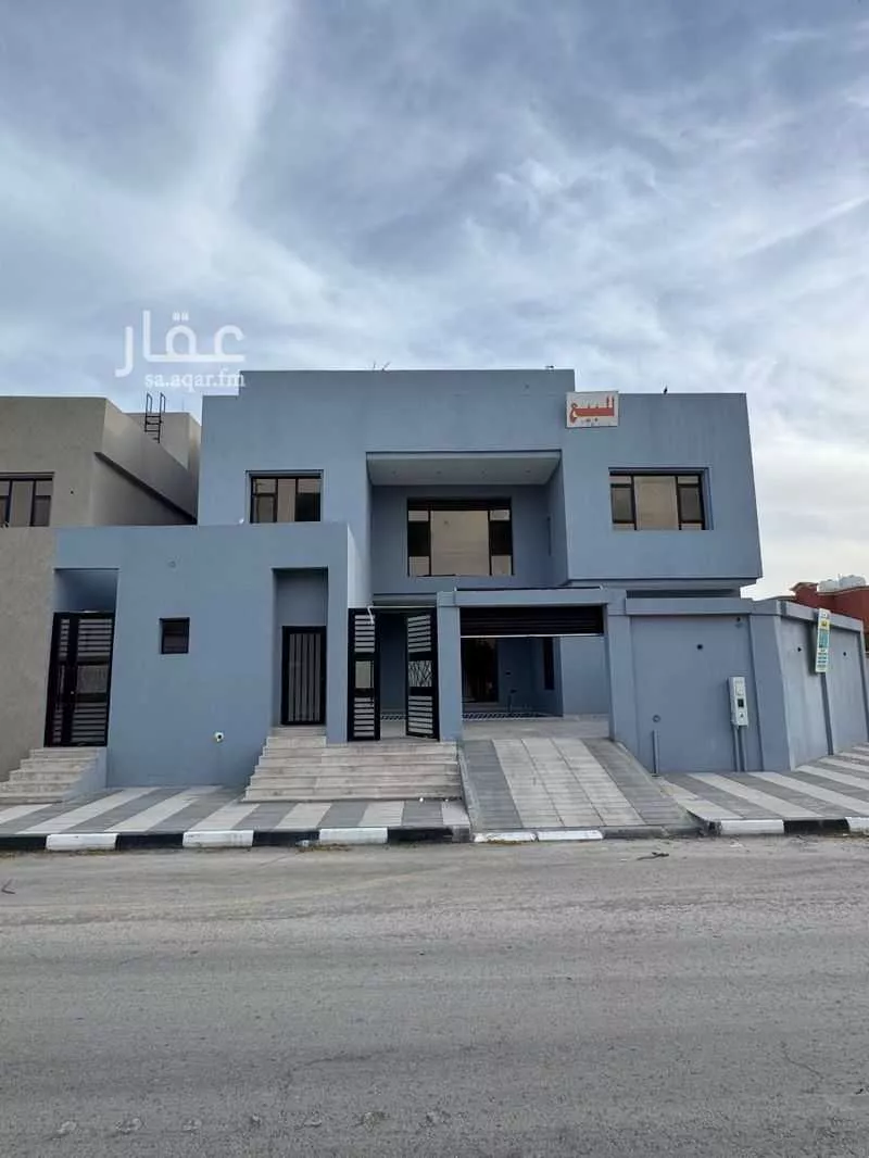 فيلا للبيع في شارع  الياقوت, حي الشاطئ الغربي, مدينة الدمام, المنطقة الشرقية 1 صورة
