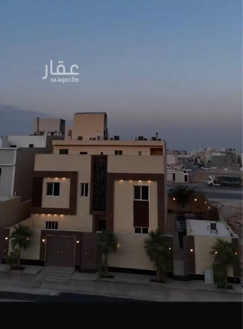 فيلا للإيجار في شارع حمد بن عتيق, حي المهدية, مدينة الرياض, منطقة الرياض 1 صورة