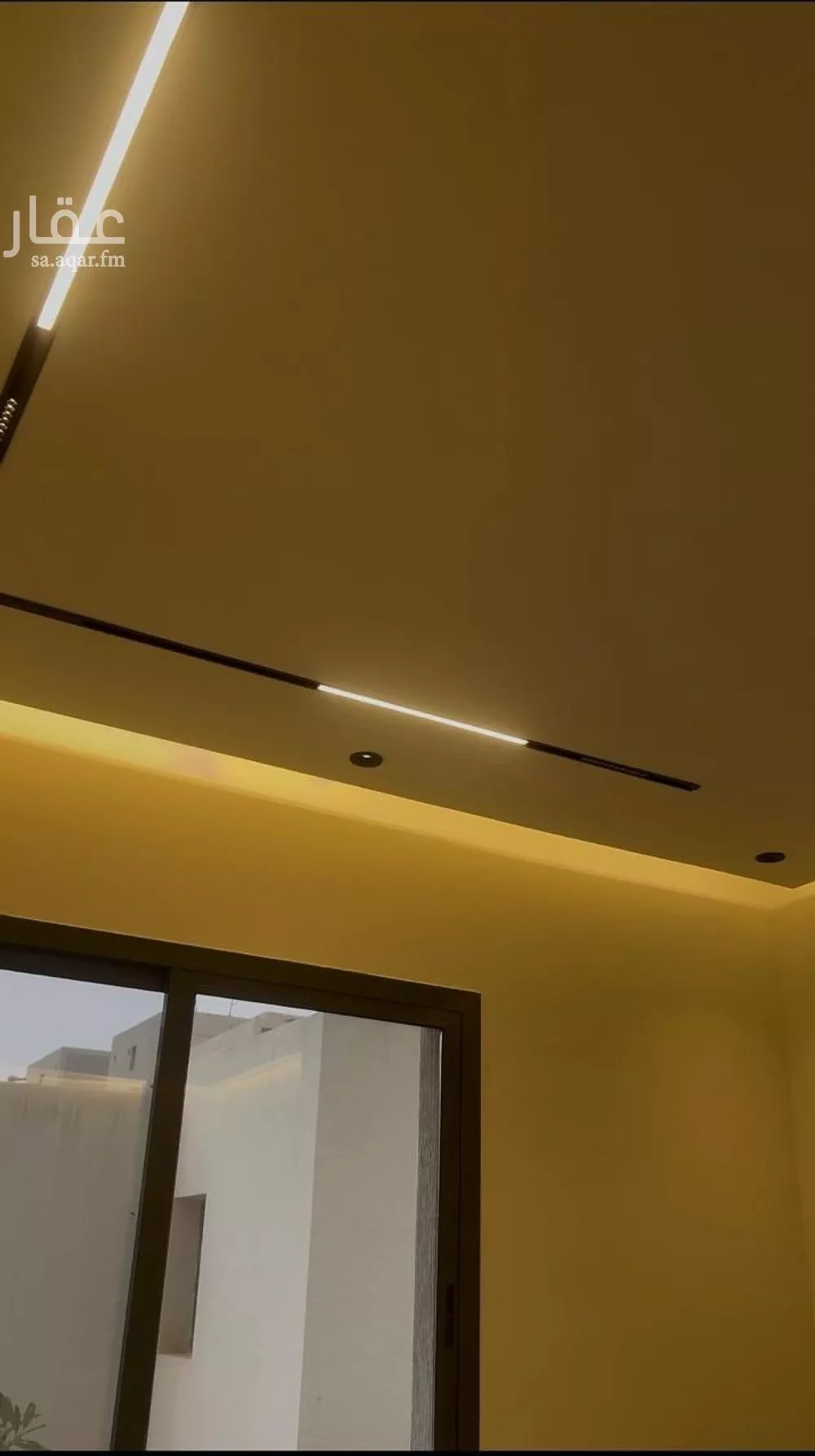 فيلا للإيجار في شارع علي بن عمر الحمامي, حي مطار الملك خالد الدولي, مدينة الرياض, منطقة الرياض 1 صورة