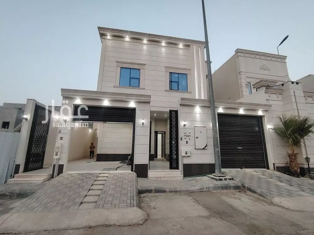 دور للبيع في شارع صفوان, حي العريجاء الغربي, مدينة الرياض, منطقة الرياض 1 صورة