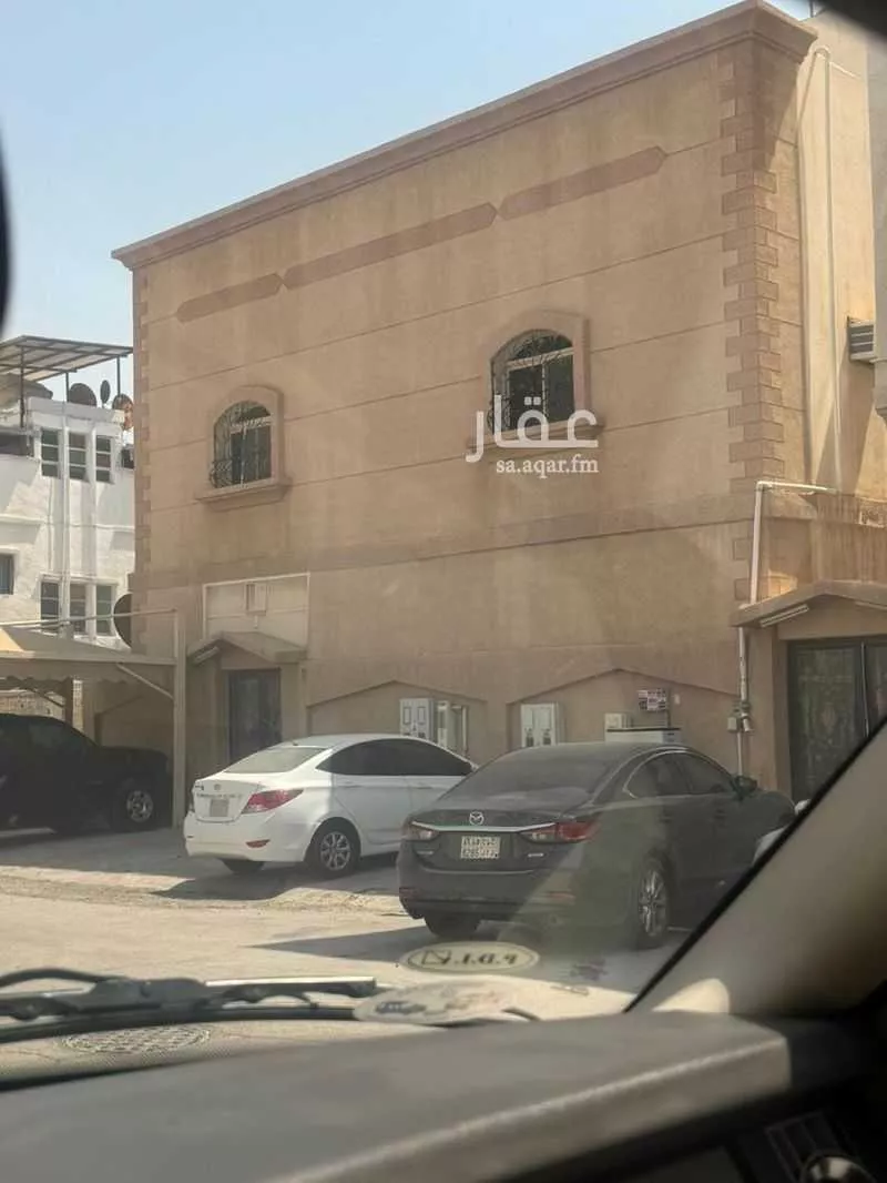 عمارة للإيجار في شارع جده ، حي الثقبة ، الخبر ، الخبر 1 صورة