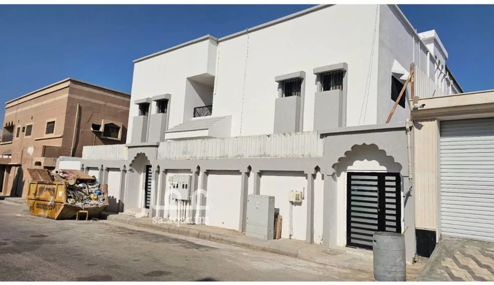 عمارة للبيع في حي الروضة, مدينة الدمام, المنطقة الشرقية 1 صورة