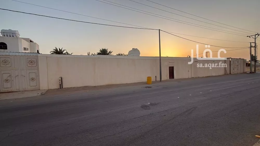 استراحة للبيع في شارع سنان بن وبر, حي ملهم, مدينة ملهم, منطقة الرياض 1 صورة